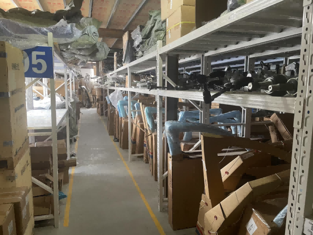 Part numbers for Hongqi Eqm5 Spare Parts.png