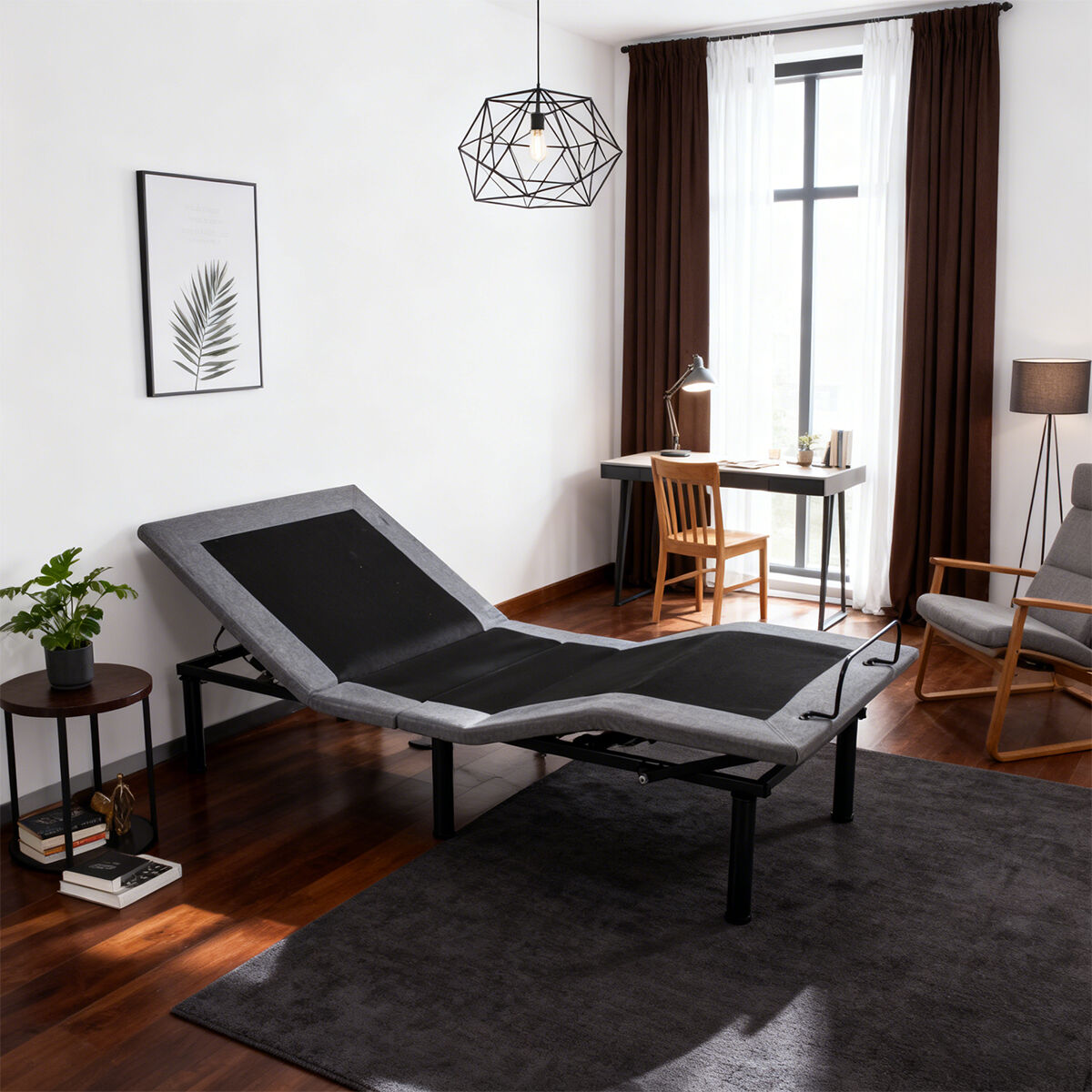 Rangka Logam Hitam Stylish dan Tahan Lama