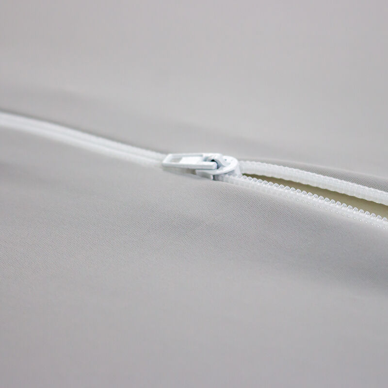 Temperature-regulating Memory Foam Pillow