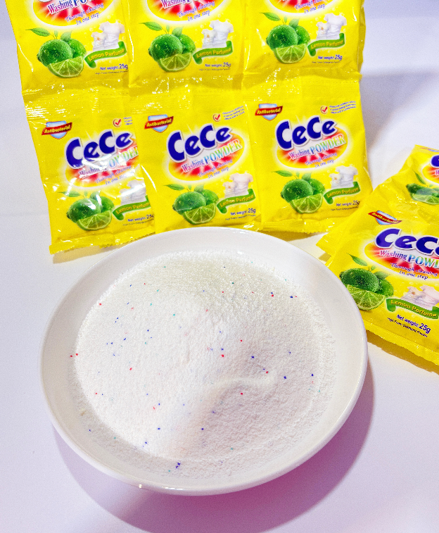 Can washing powder with rich foam clean all types of fabrics?