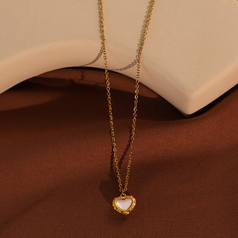 Vòng cổ hình trái tim phong cách Gothic bằng thép không gỉ có mặt dây chuyền đá quý