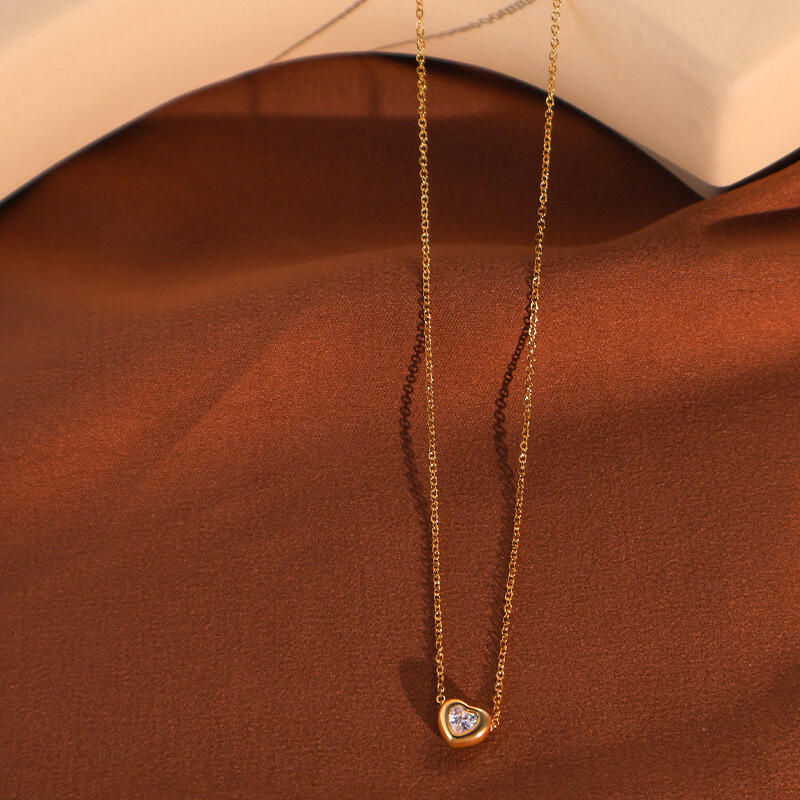 Stainless Steel Dainty Heart Women's Necklace With Pink  Zircon