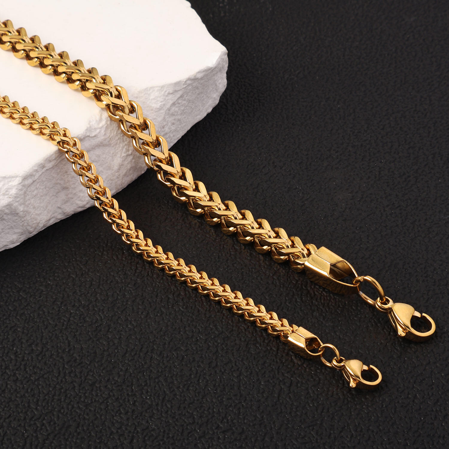 Choosing Wholesale Custom Jewelry Manufacturers