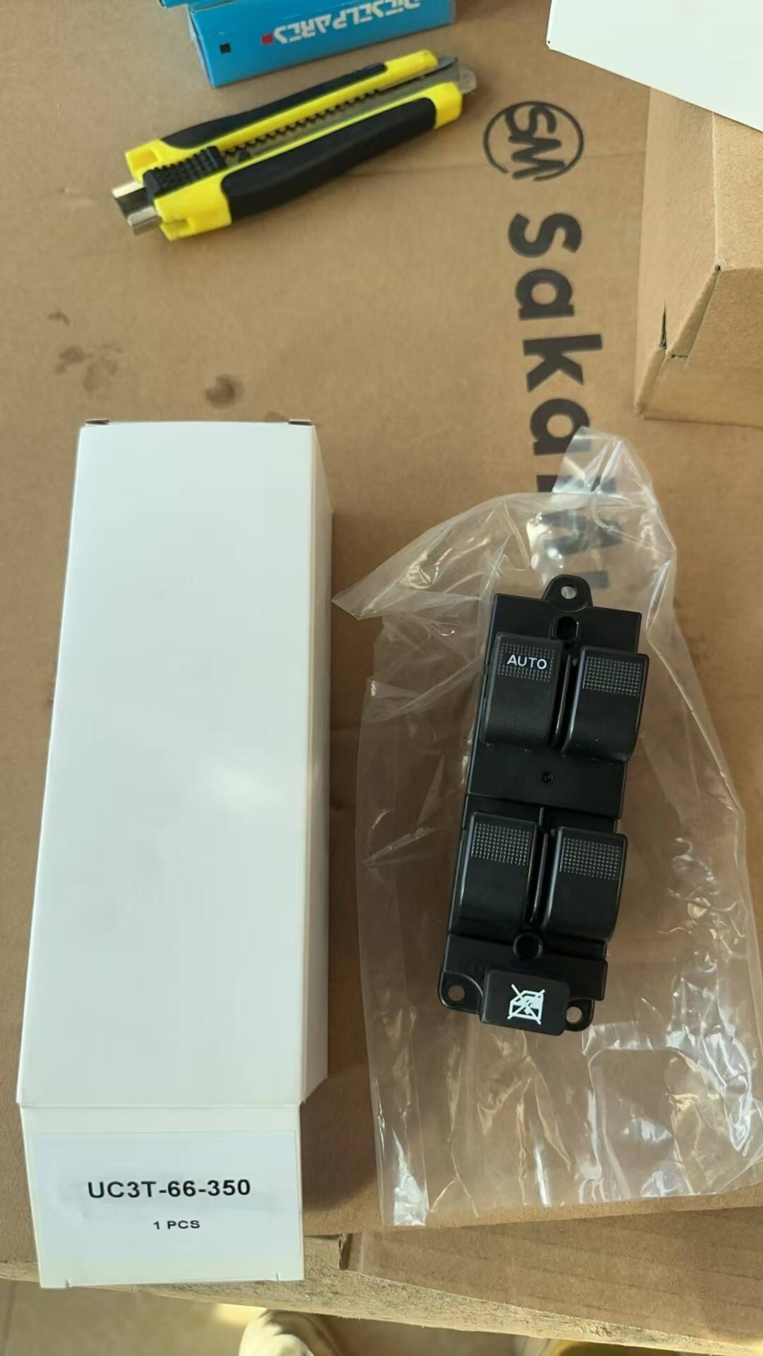 Power Window Switch AB39-14540-BB – Front Driver Side Electric Window Control for Ford Ranger