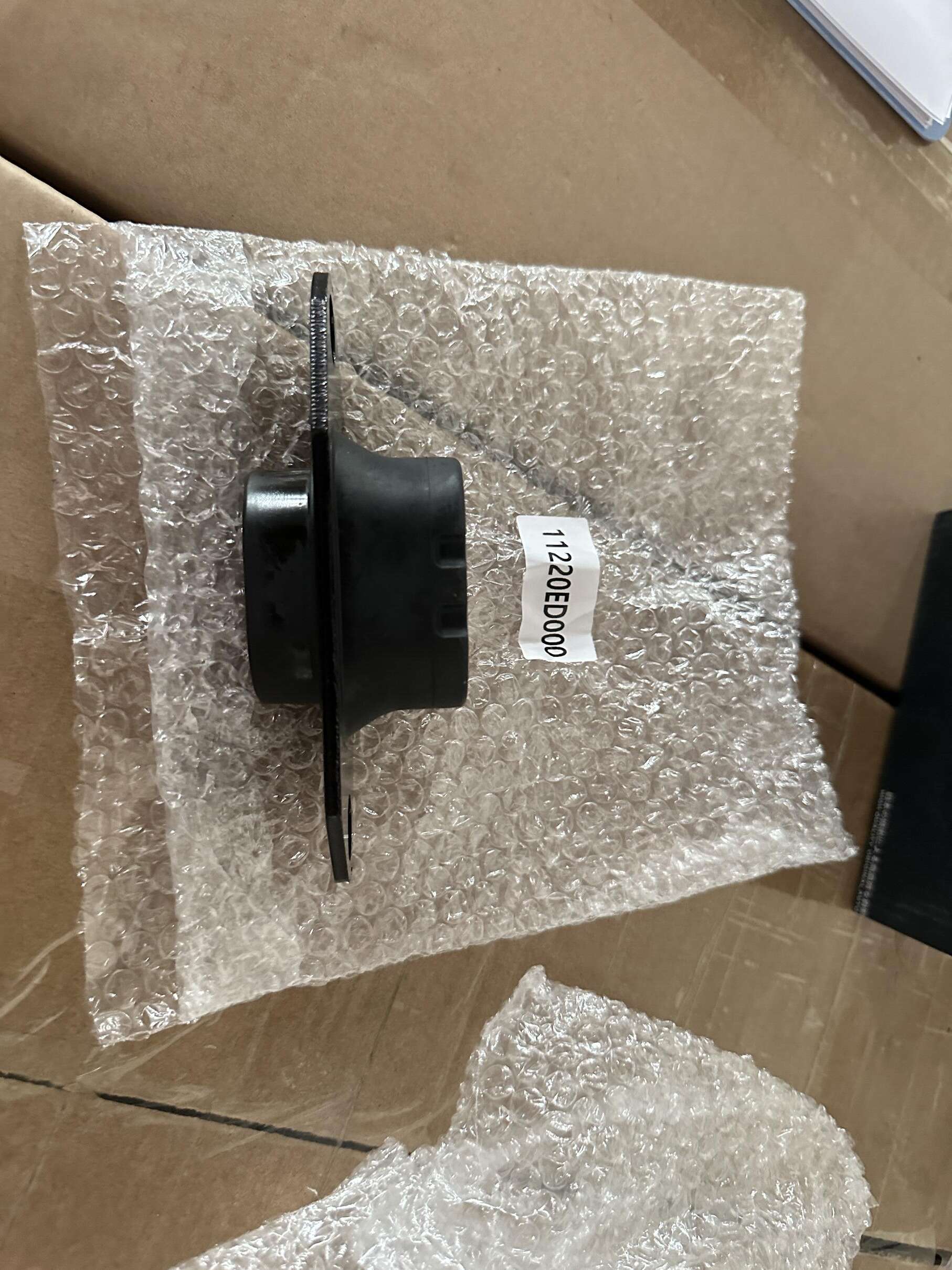 دعامة محرك عالية الجودة 11220-ED000 لأداء موثوق للمركبة