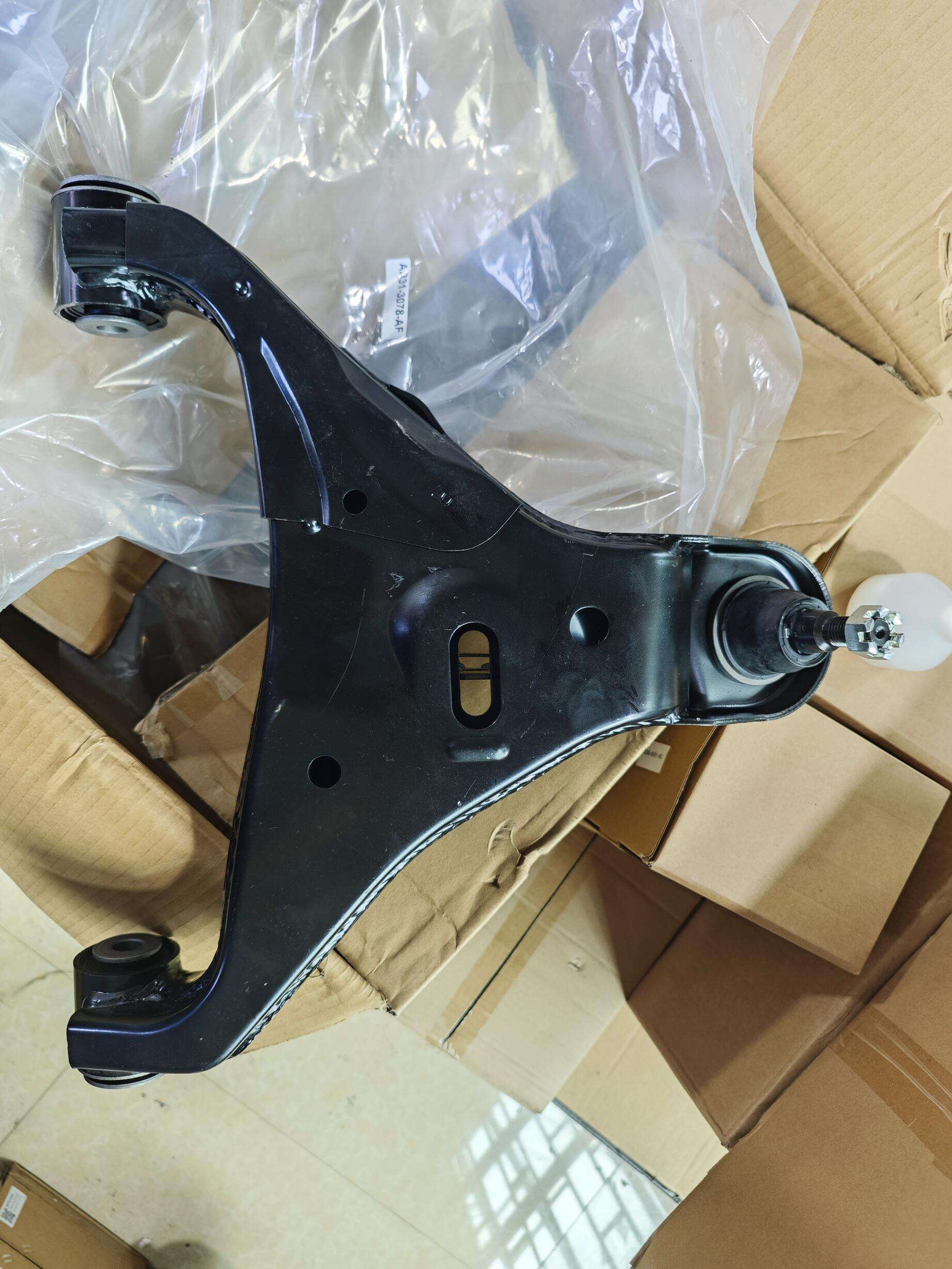 ذراع تحكم السيارة AB31-3078-AF قطعة تعليق سيارات عالية الجودة للتبديل