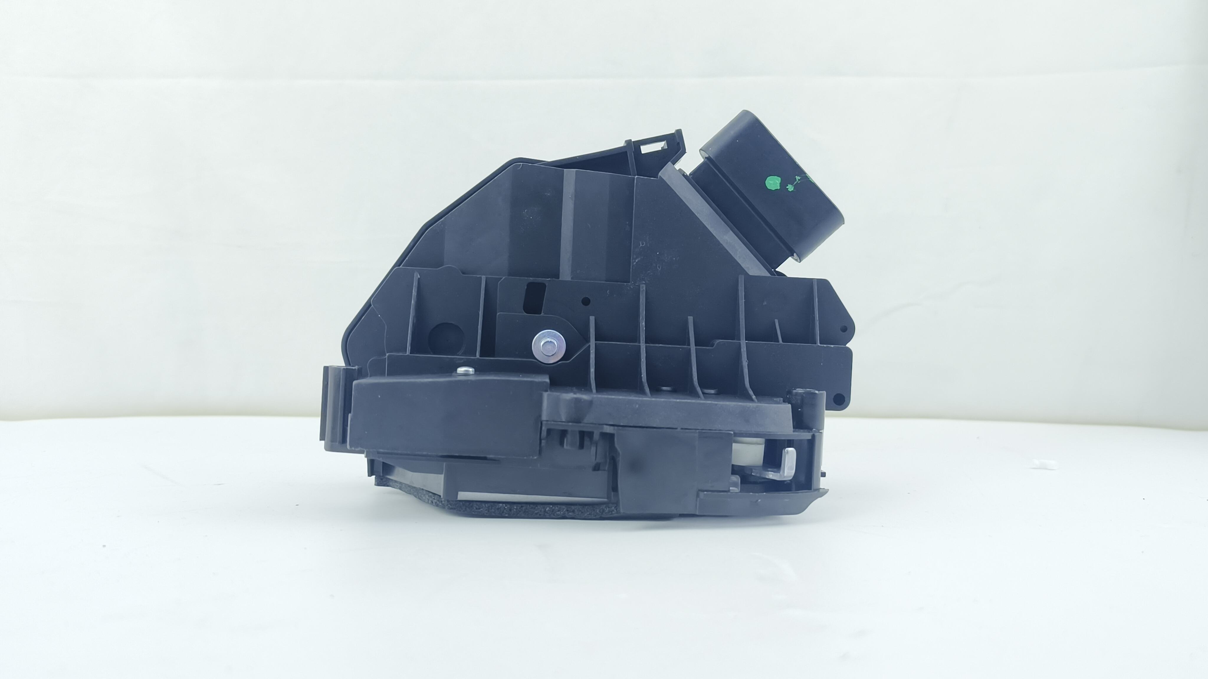 Conjunto de bloqueo de puerta CM5A-A26412-AA para Ford Focus / C-Max – Reemplazo de bloqueo de puerta delantera y trasera