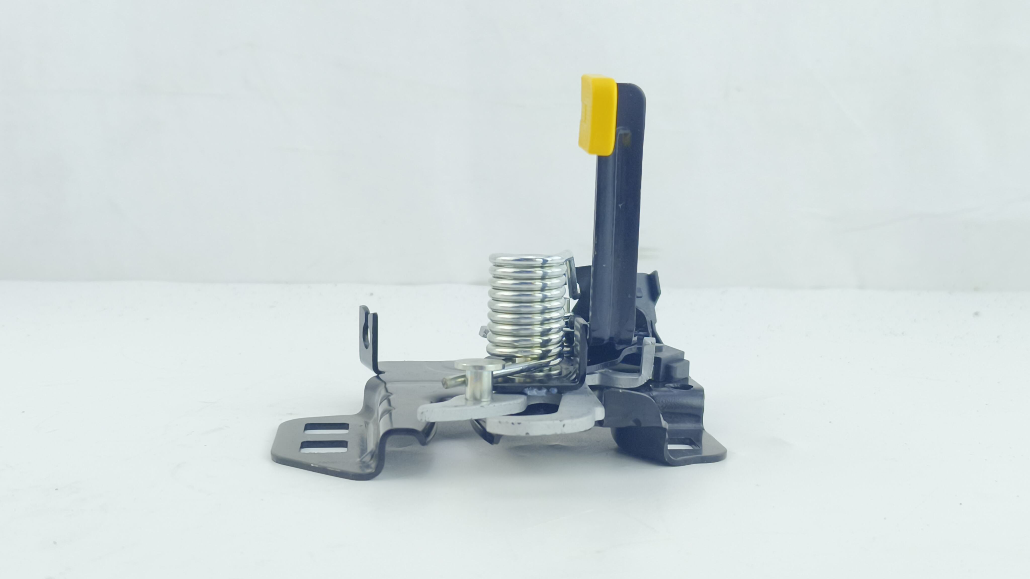 Candado del Capó KB3Z16700A – Reemplazo Fiable del Cierre del Capó del Motor Delantero