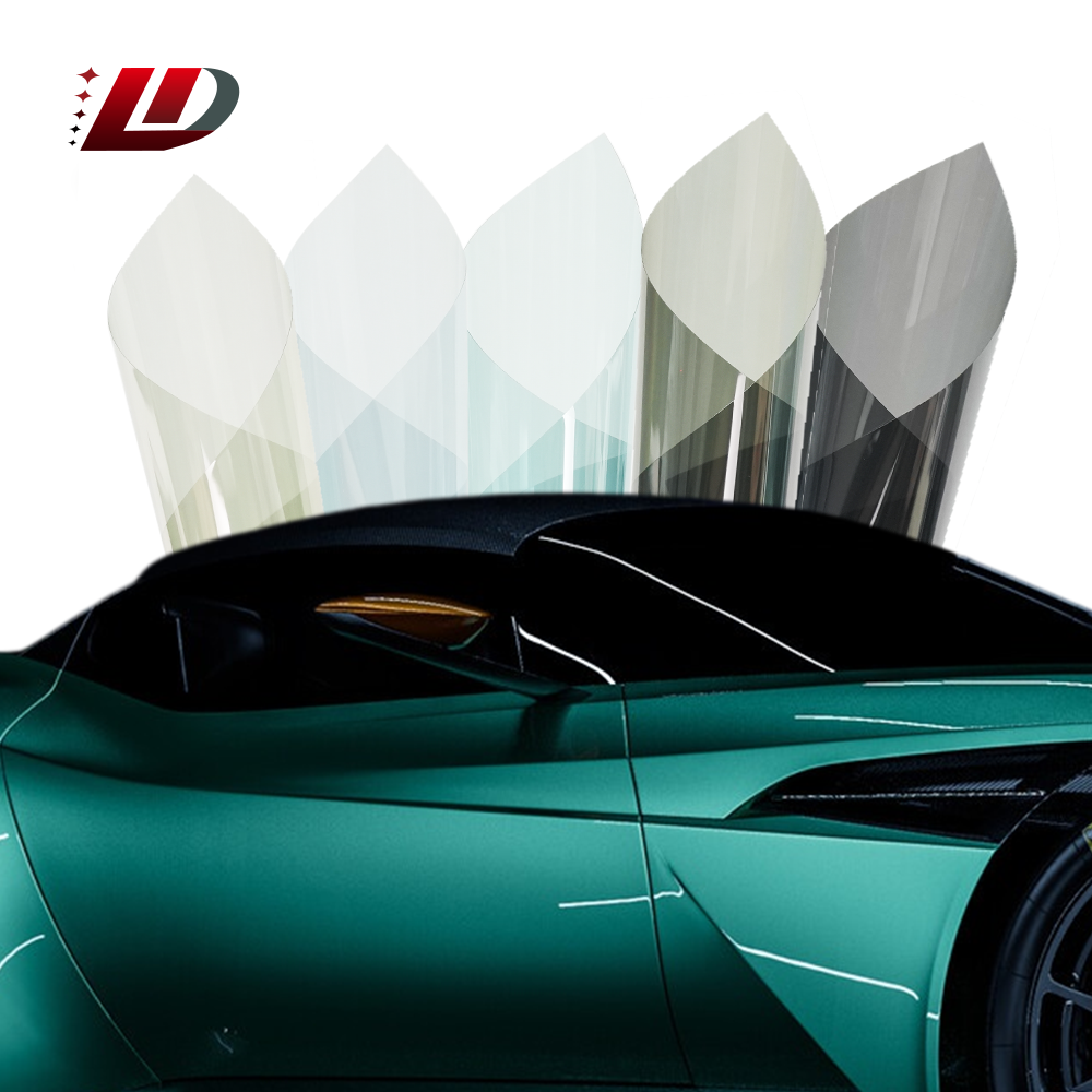 ฟิล์มติดกระจกรถยนต์แบบสะท้อนแสงโลหะ รุ่นโฟร์-ซิลเวอร์ (Four-Silver) QD60/20/15 Series