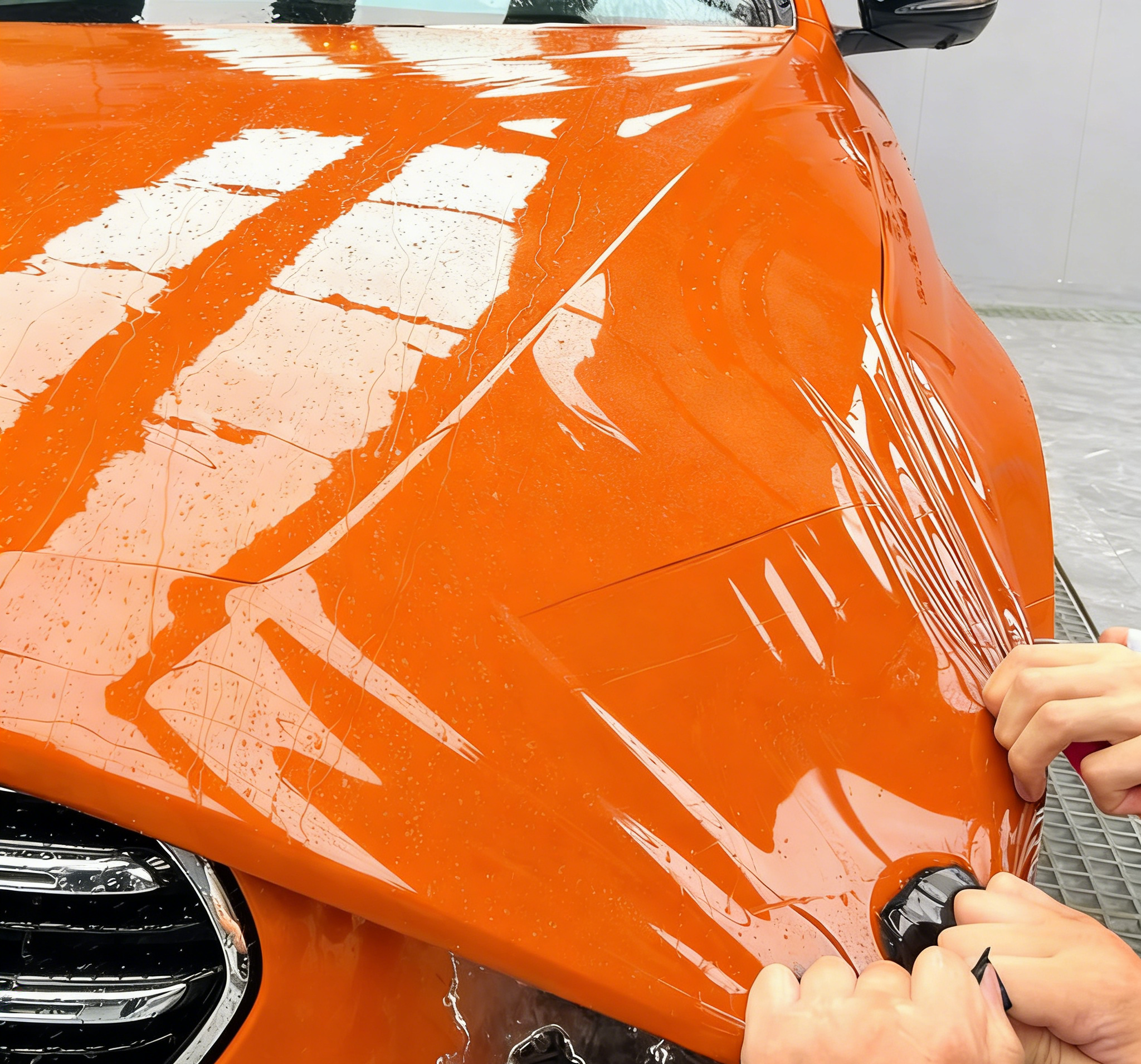 High light transmission solar film ensures driving safety.