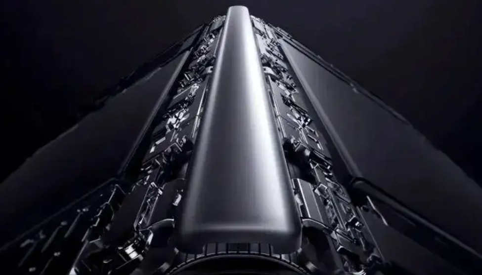 Use grade 5 titanium to produce lightweight 3C device structural parts.