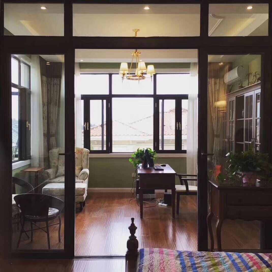 Descubra los inigualables beneficios de nuestras puertas correderas de patio de aluminio