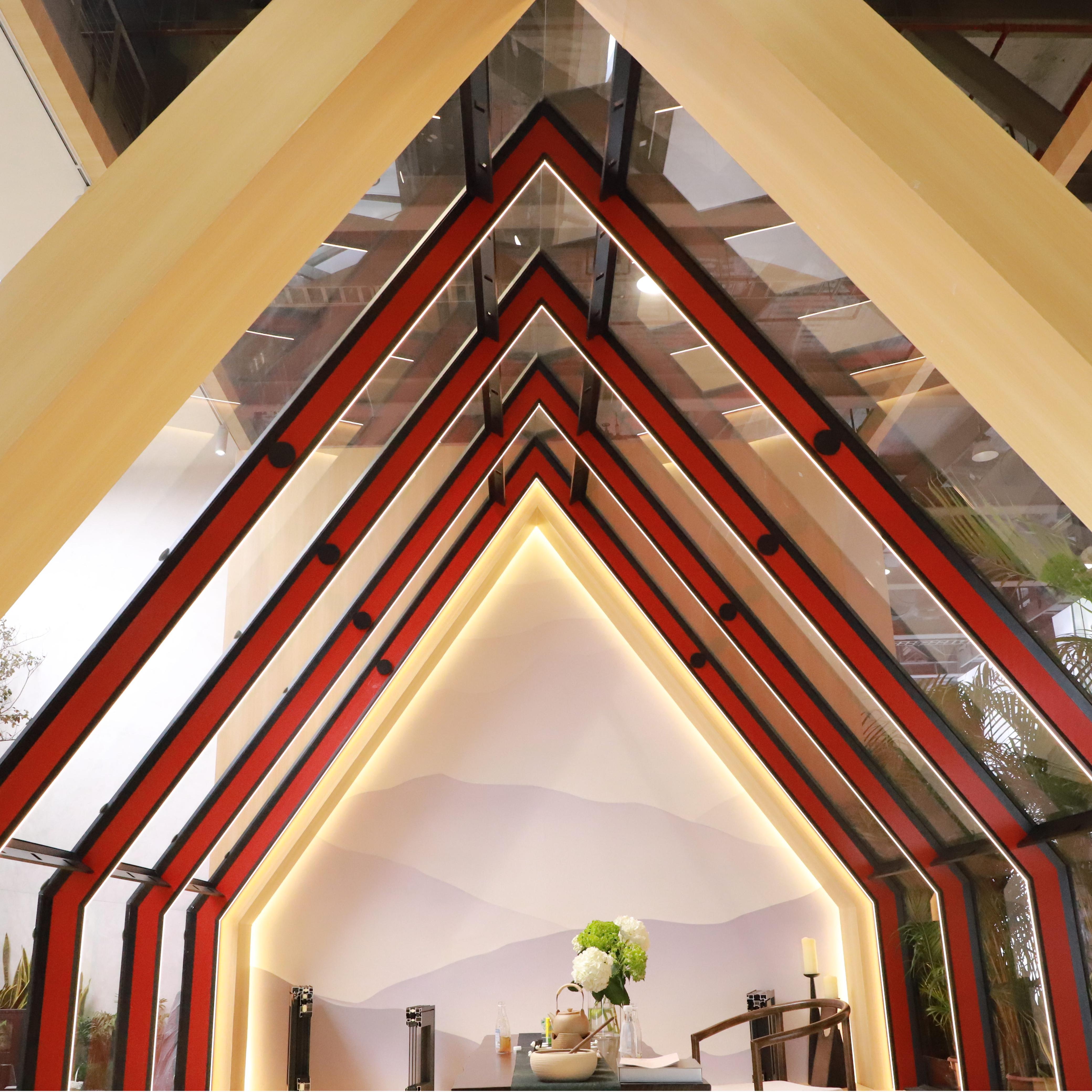 Eleva tu experiencia de vida con casas diminutas de vidrio