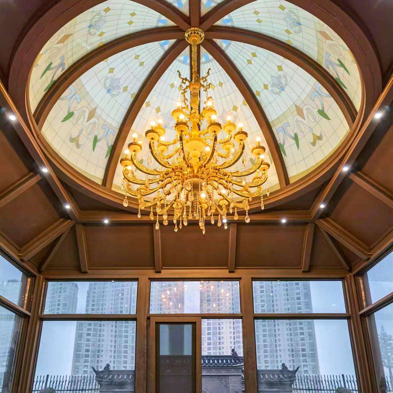 Descubra los beneficios de las casas de cristal urbanas