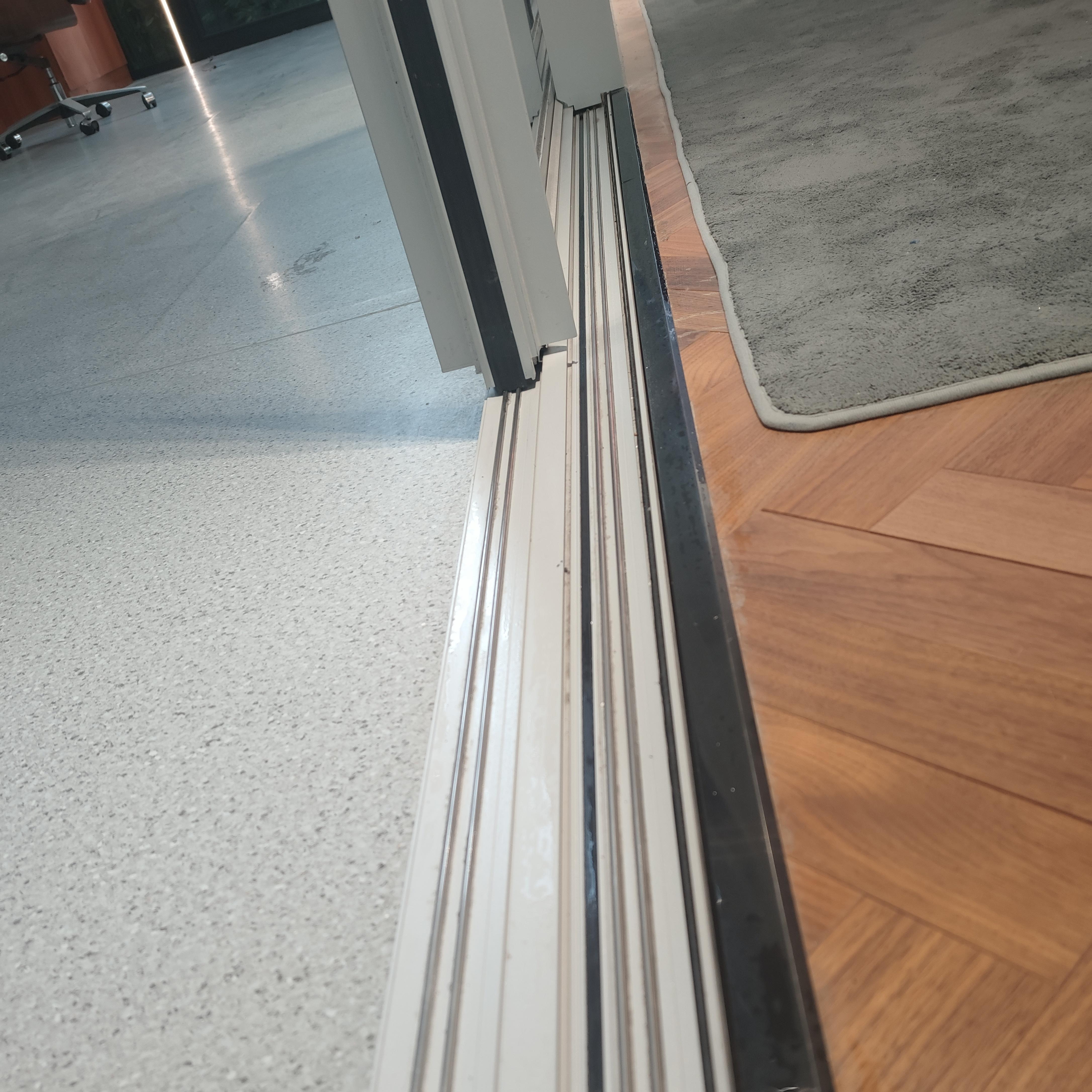 Beneficios inigualables de las soluciones correderas de aluminio