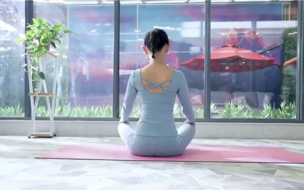 Yoga in Sunshine: A YEYON Wellness Space