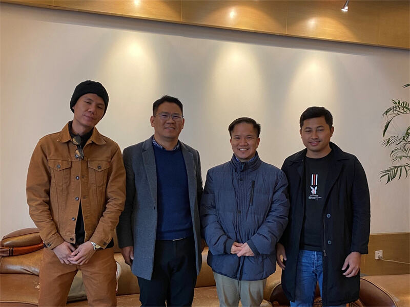 Philippine client visited to discuss cooperation on experimental equipment , jointly promote scientific research and industrialization.