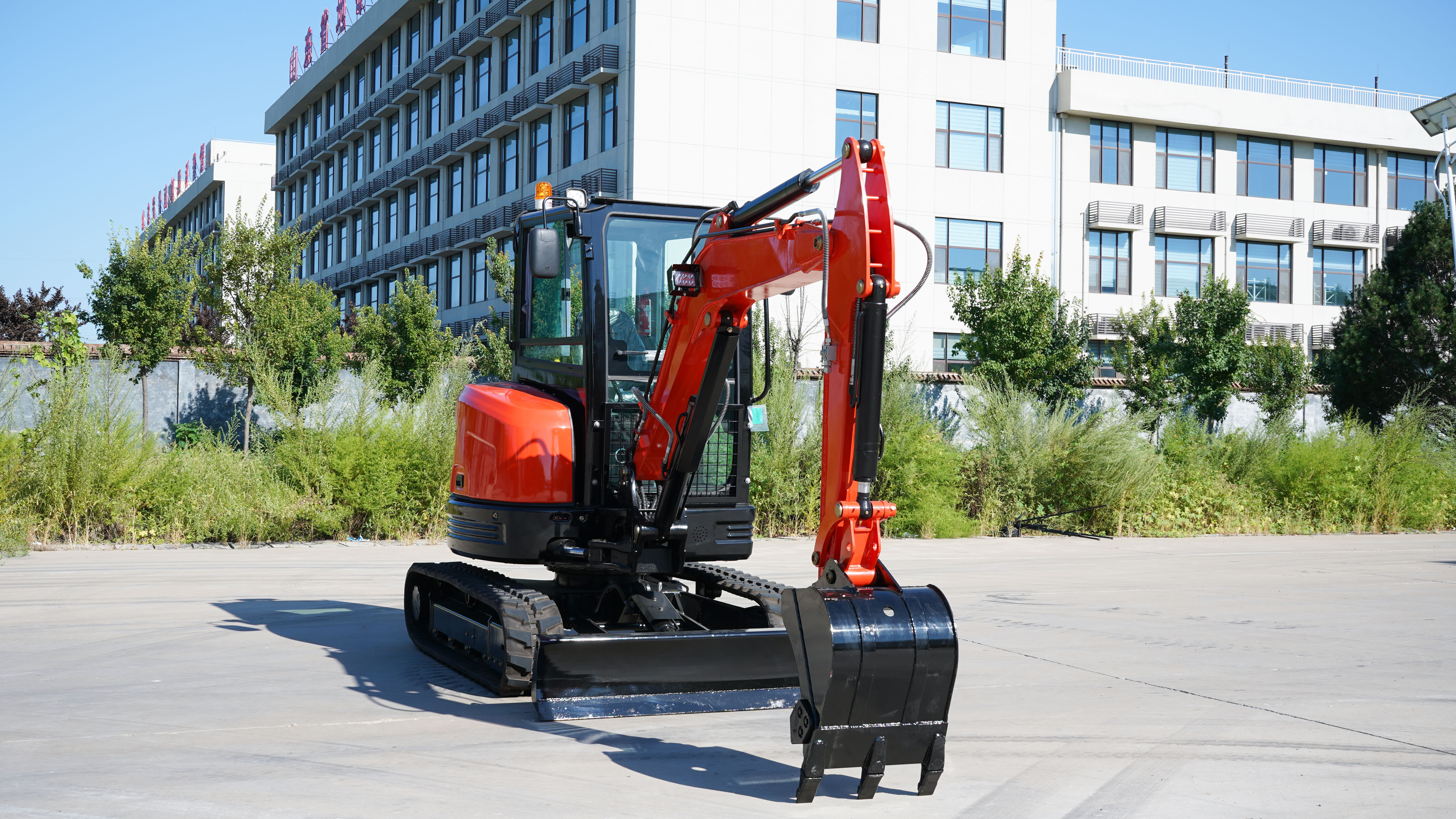 Low Price High Quality Good Powerful 3.5Ton Mysterious Excavator on Sale!