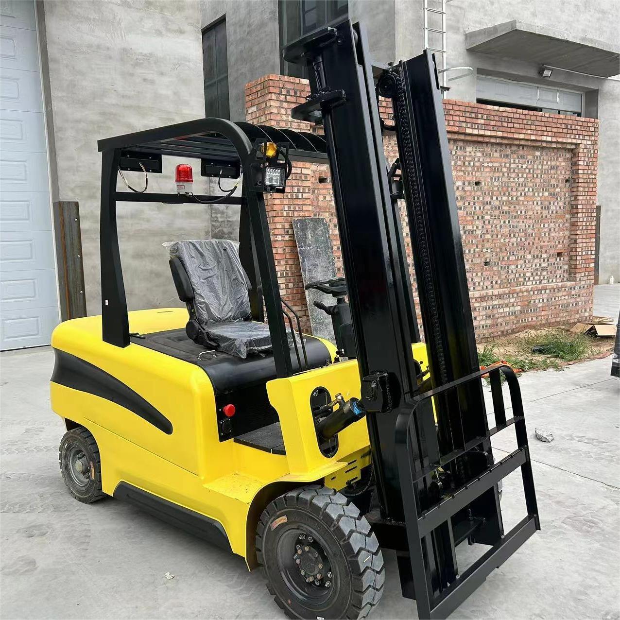 High Performance Intelligent Operation Electric Forklift Good Quality Superior Efficiency
