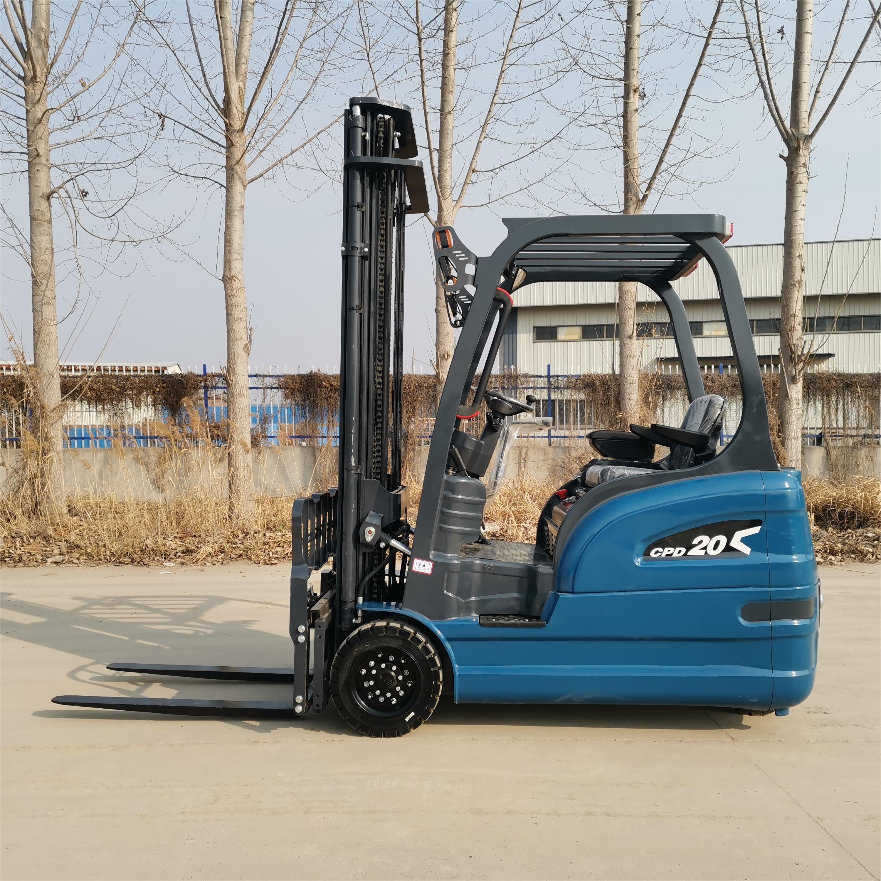 Die Lösung für die Langgutlogistik: Seitenstapler