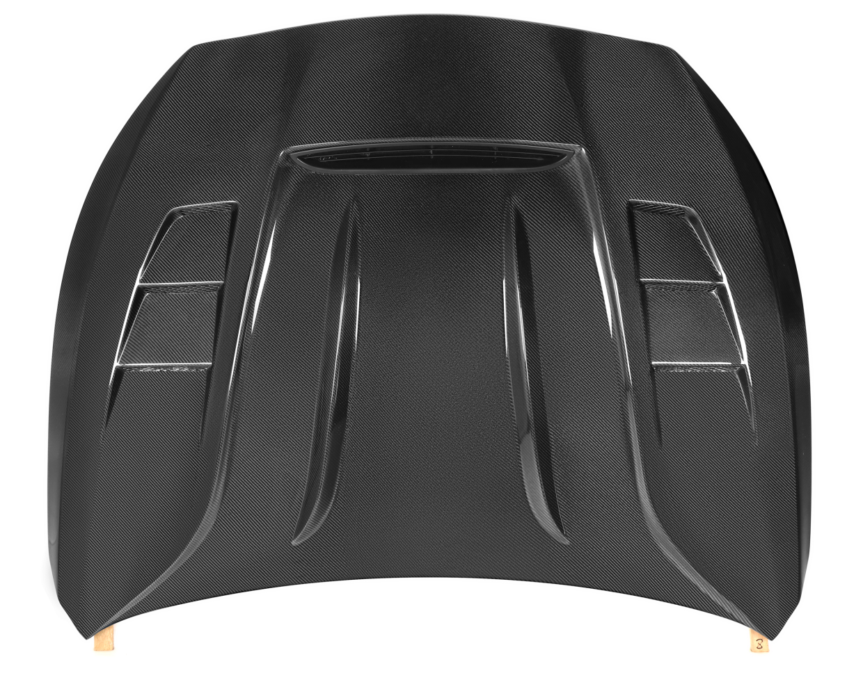 Prečo investovať do luxusnej kapoty pre Váš automobil?