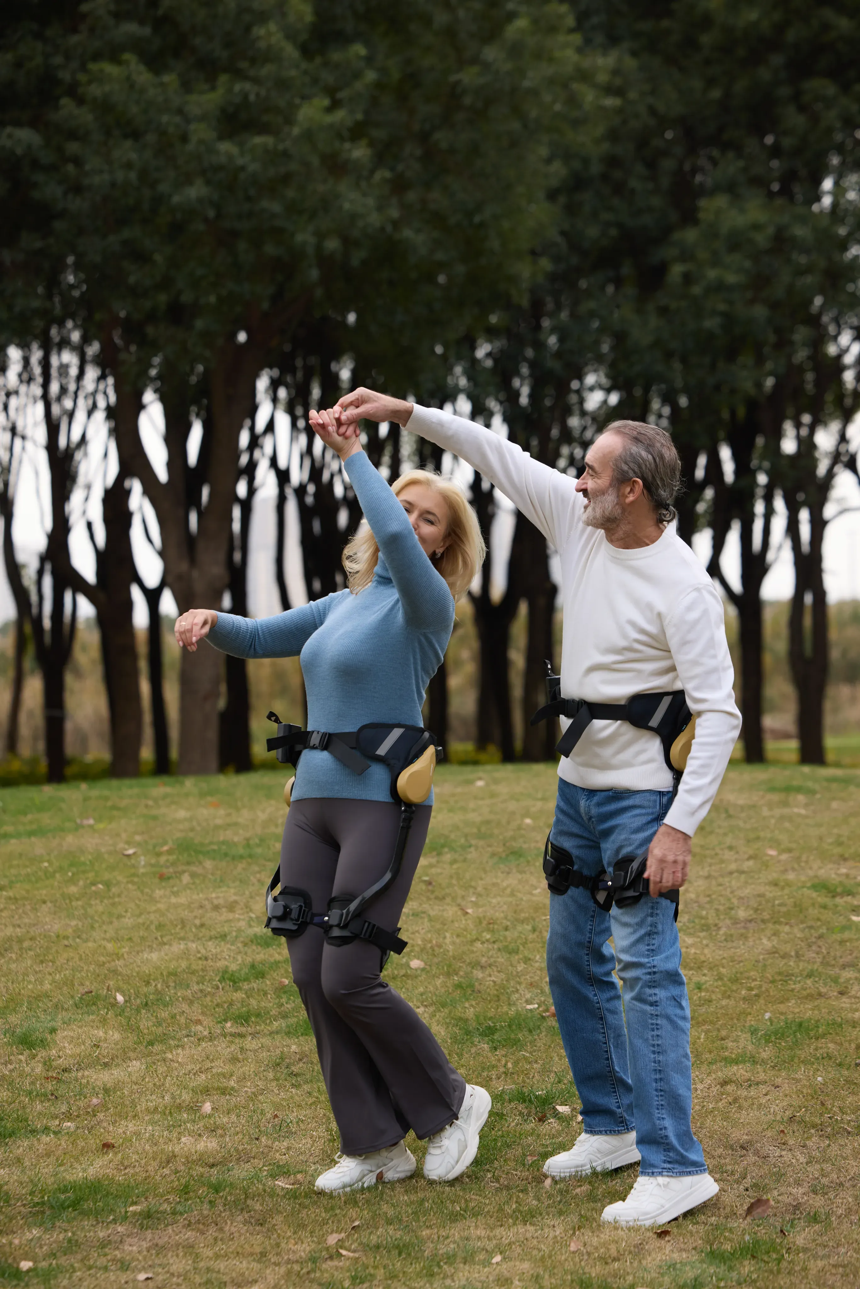 How to Choose the Best Outside Walker for Enhanced Mobility?