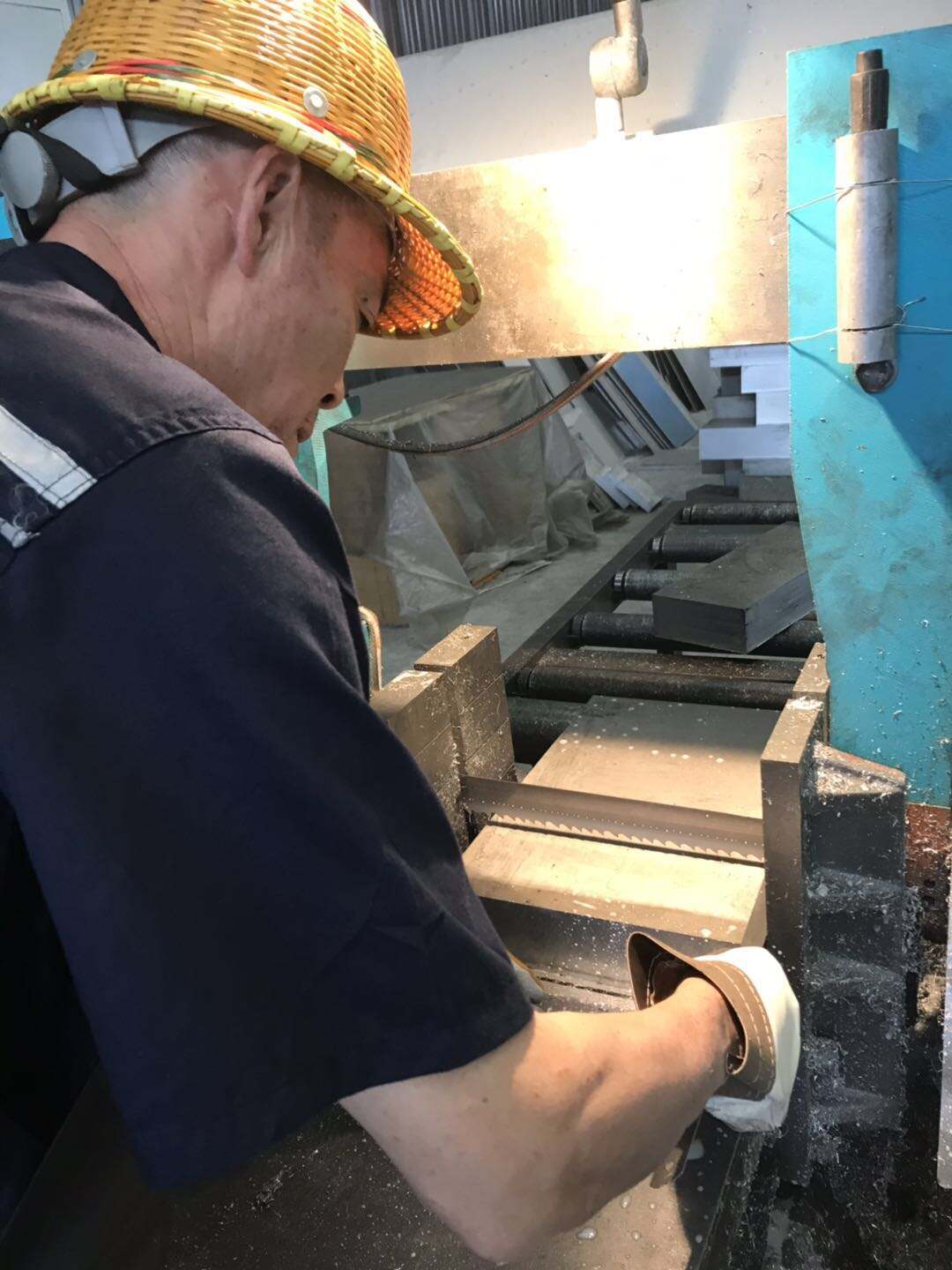 wall_pic_hover5