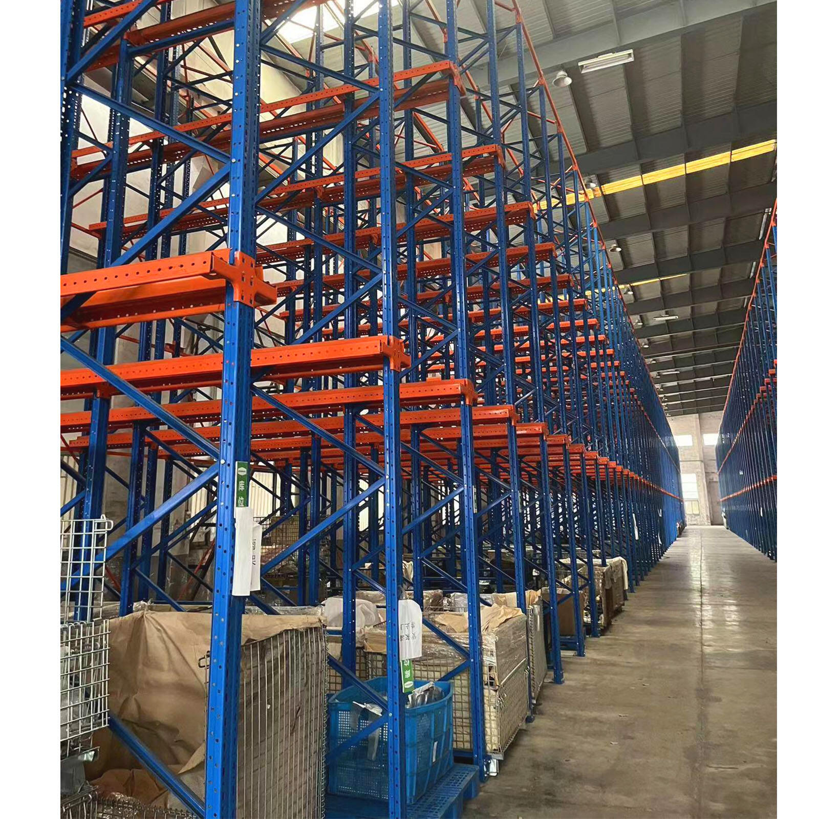 Understanding Standard Selective Pallet Rack Benefits