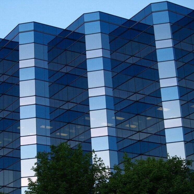 Độ bền vượt trội và khả năng chống chịu thời tiết xuất sắc để vận hành lâu dài