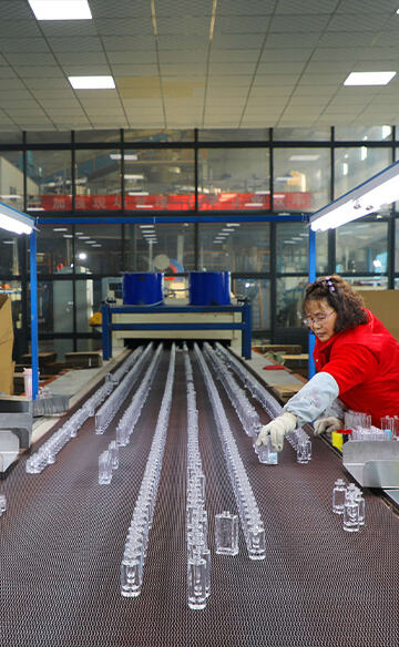 Xuzhou Baide Glass Products Co., Ltd.