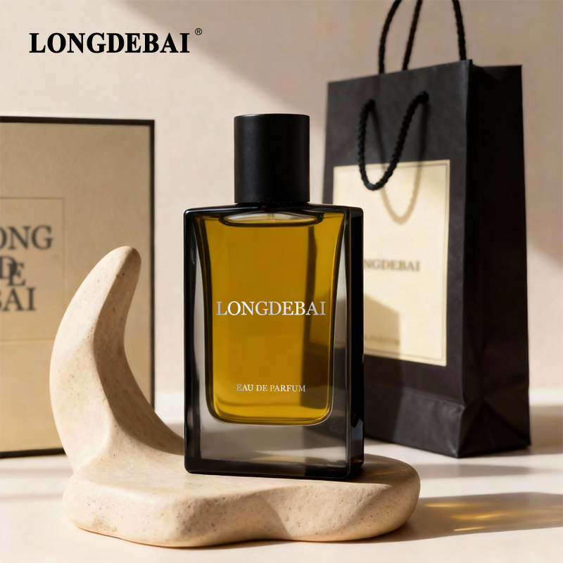 Tina - 黑边 (7).png