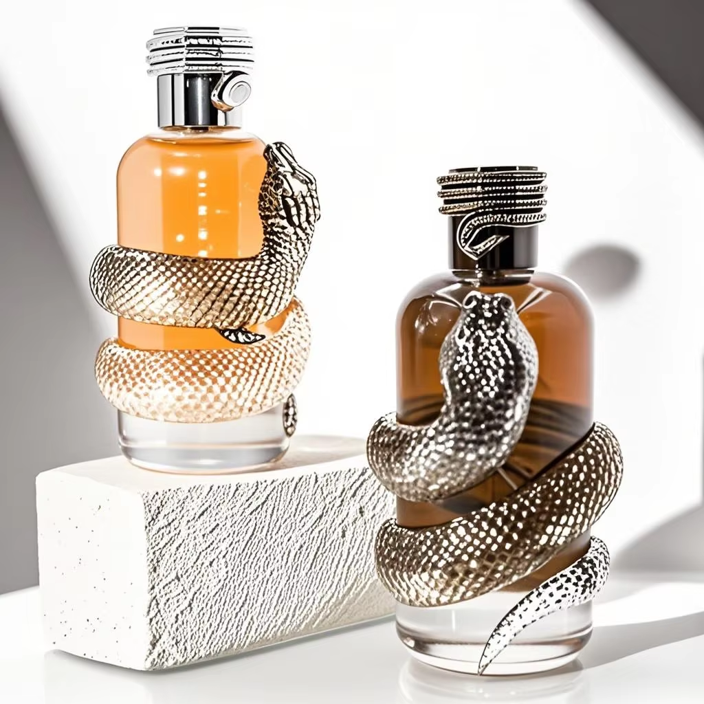 Découvrez des designs uniques de flacons de parfum qui racontent l’histoire de votre marque