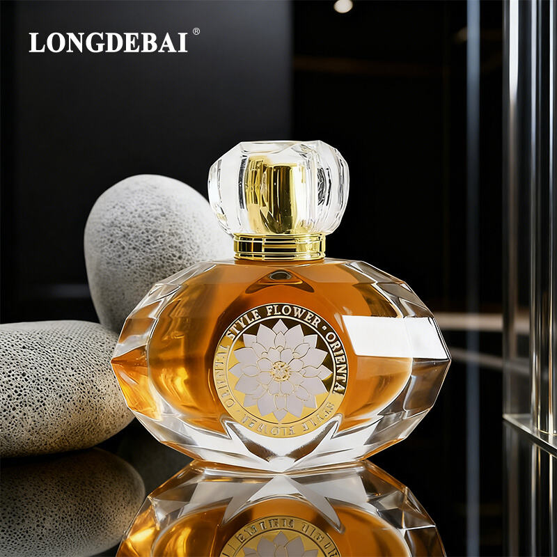 Multi faceted high crystal perfume bottle with transparent Acrylic bottle cap manufacture