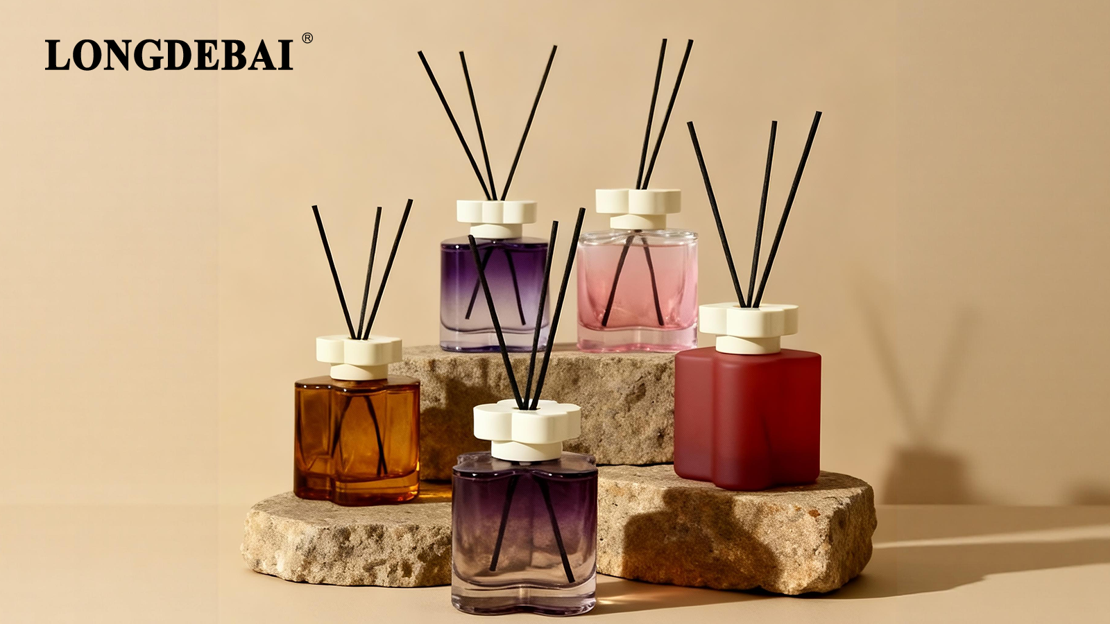 OEM customized petal-shaped glass reed diffuser bottle details