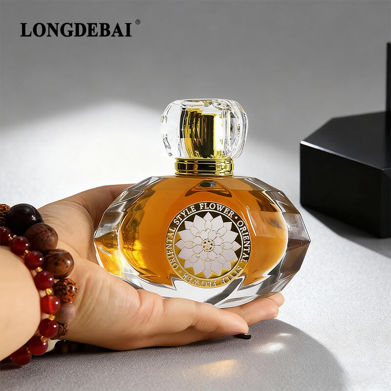 Multi faceted high crystal perfume bottle with transparent Acrylic bottle cap supplier