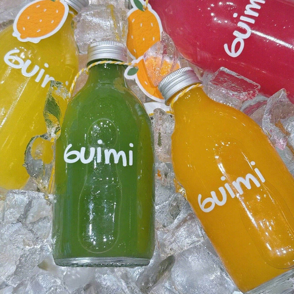 Emelje brandjét egyedi melegfóliás üvegpalackokkal