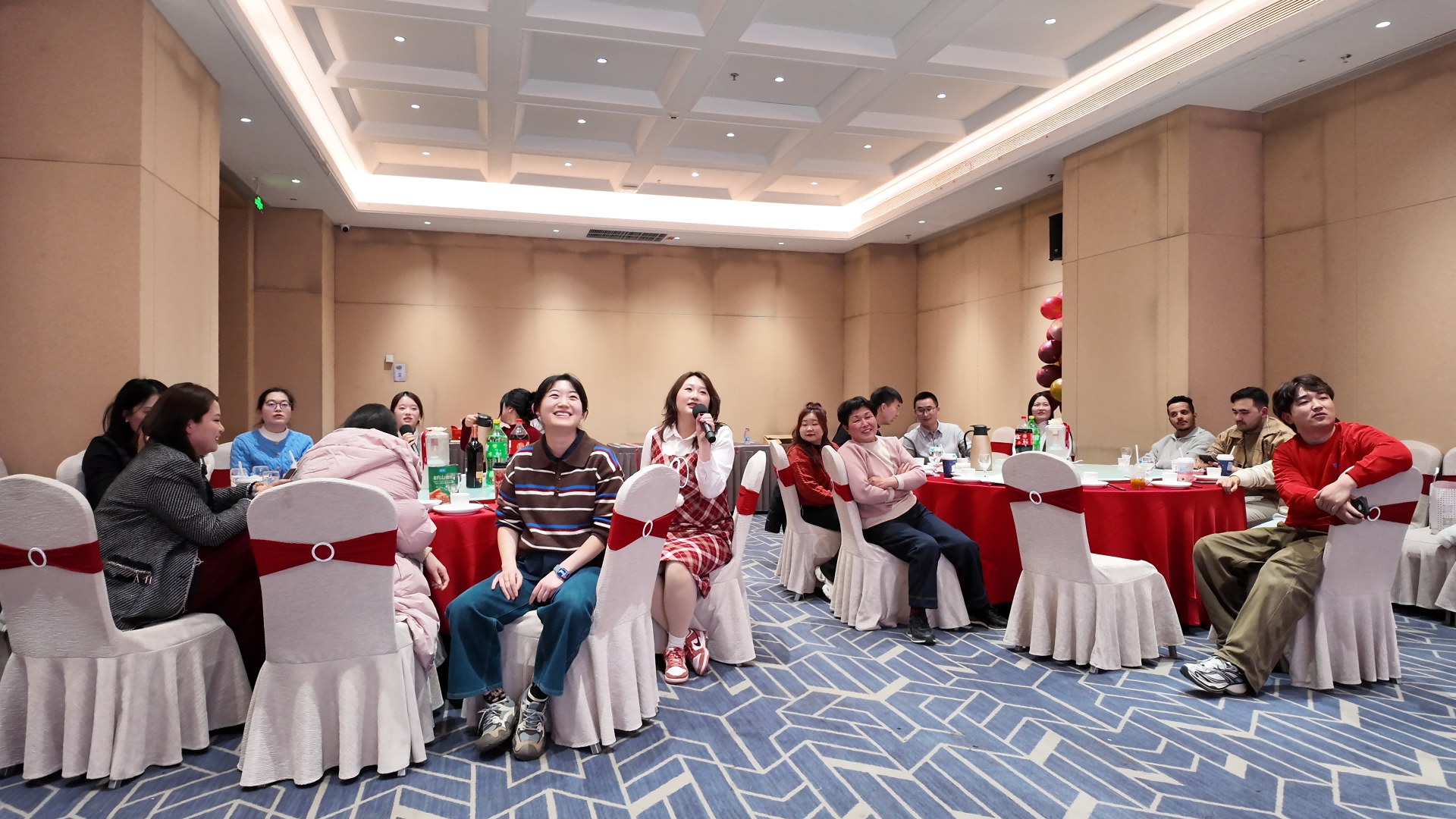 The Radiance of Humanity: Why Our Employees' Smiles are the Best Guarantee of Your Product Quality