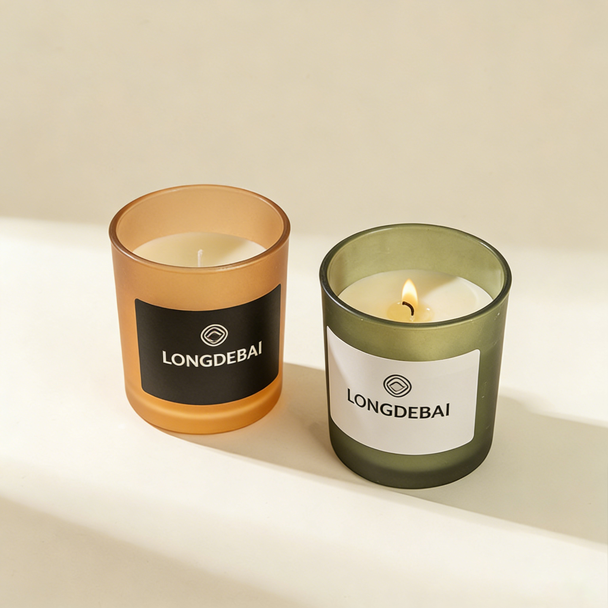 Emelje brandjét nagykereskedelmi matt üveg gyertyatartókkal