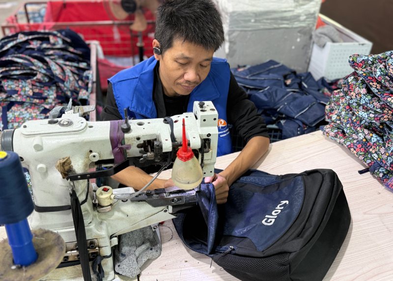 20 Years of Dedication: Celebrating Zhang Xiaohua  in Our Workshop