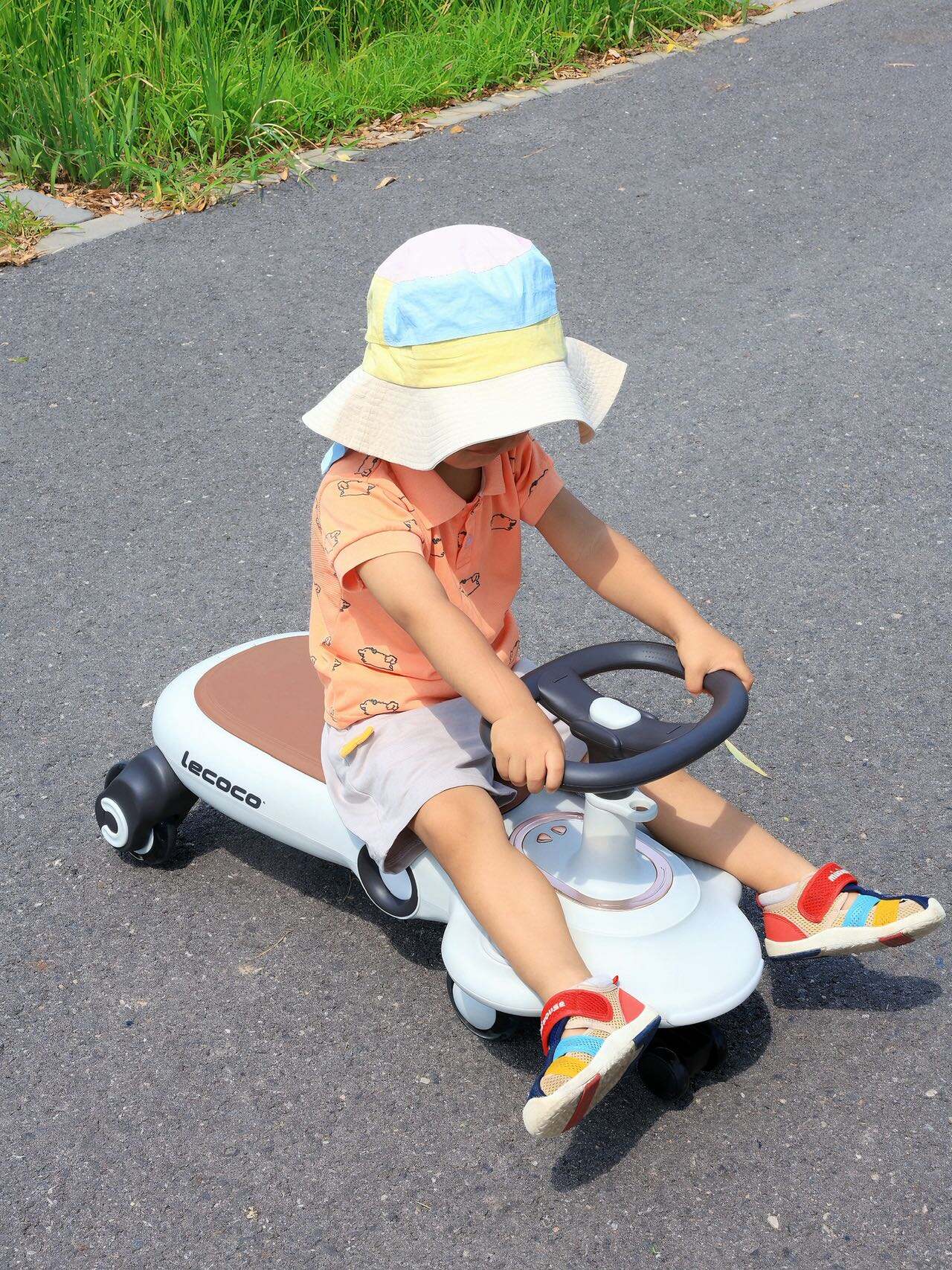 How Can a Swing Car Enhance Fun While Reducing Accidental Injuries?