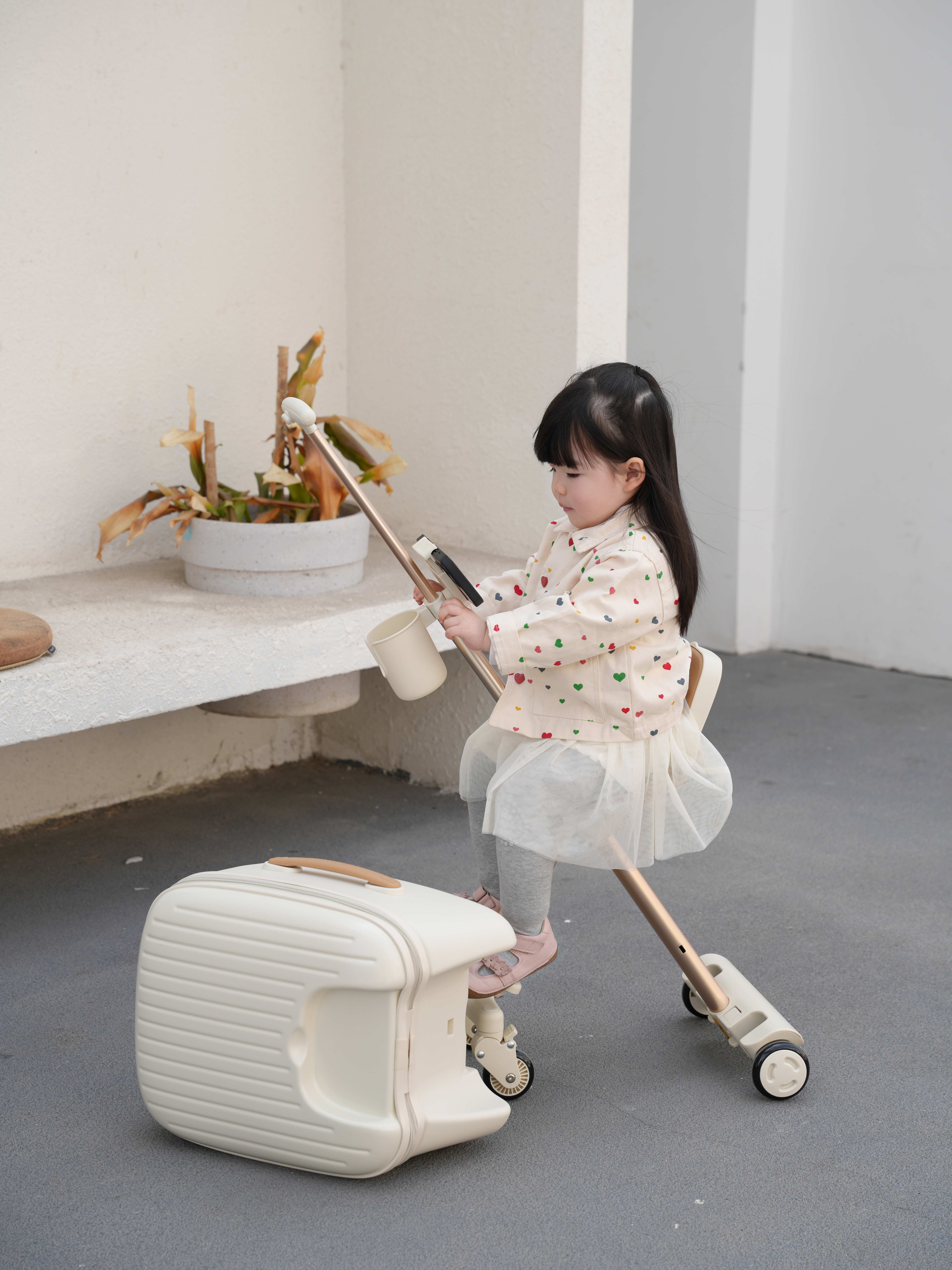 نظام تخزين متطور متعدد الشقوق