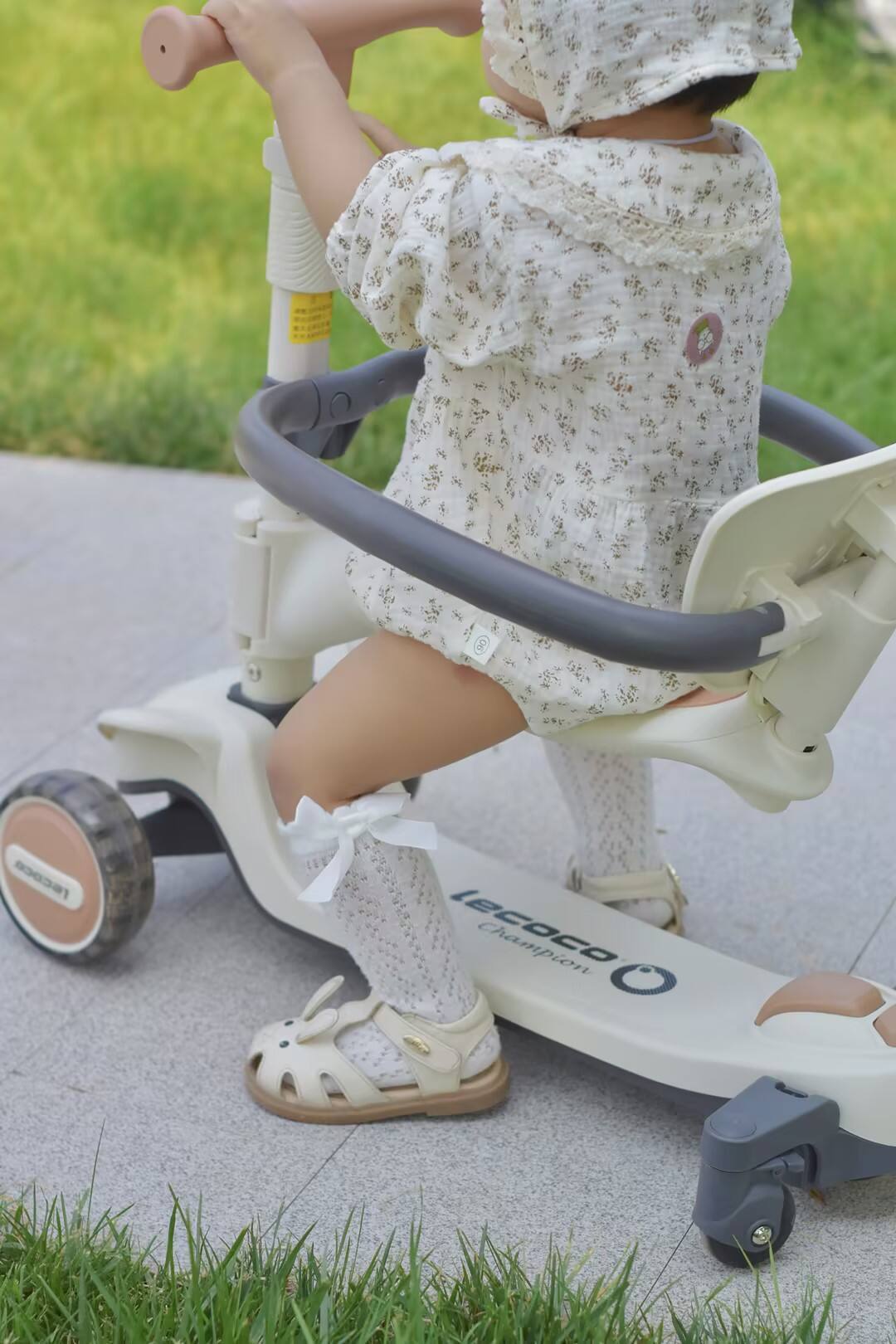 Superior Three-Wheel Stability and Enhanced Safety Features