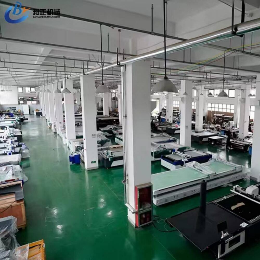Bangzheng Multi-Layer Fabric Cutting Machine A Cutting Innovator in the Era of Intelligent Manufacturing (4).jpg