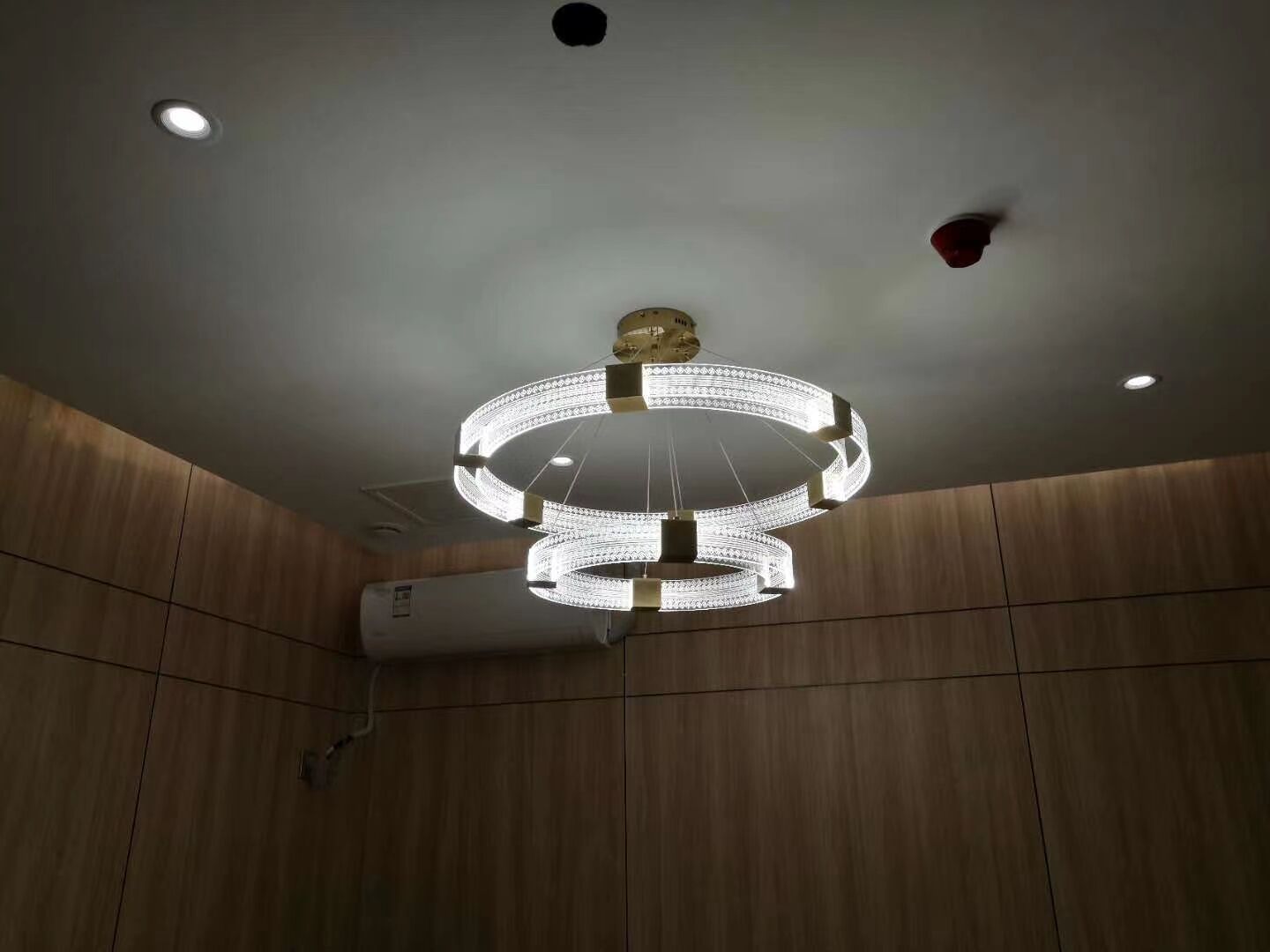 Exceptional Advantages of Haoxiang Lighting’s Led Chandeliers