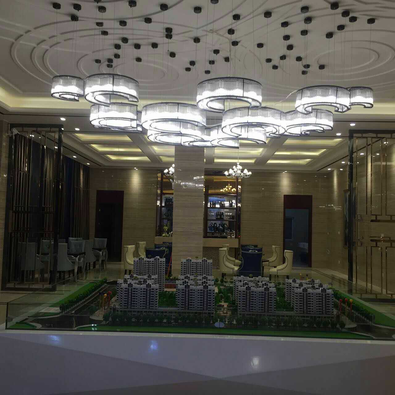 Unmatched Quality and Customization in Custom Lighting Chandeliers