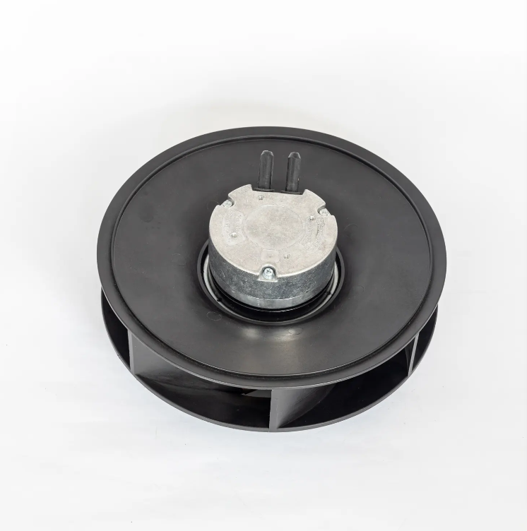 Why Is a Backward Inclined Centrifugal Fan Ideal for Clean Air Applications?