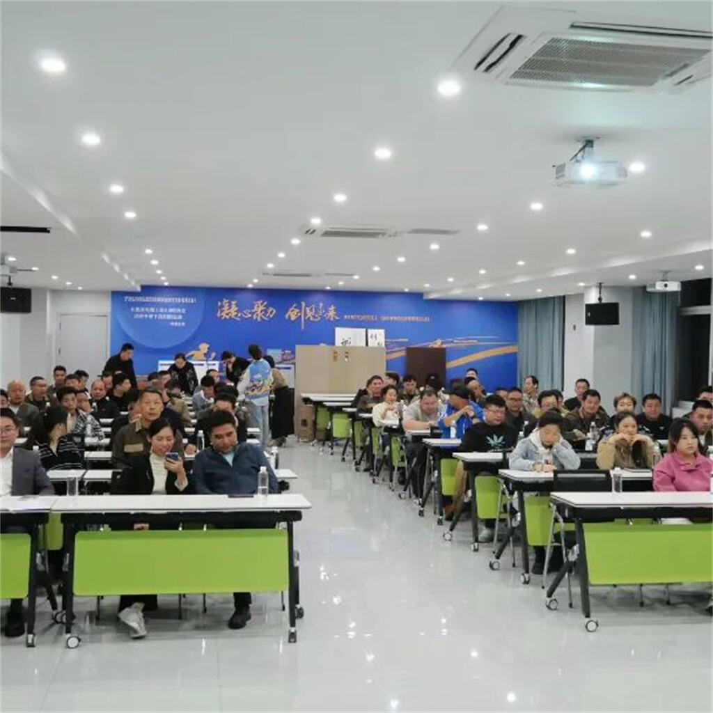 Rio Tinto Steel Cabinet Holds All-Staff Marketing Conference, Emphasizing Synergy to Boost Market Competitiveness