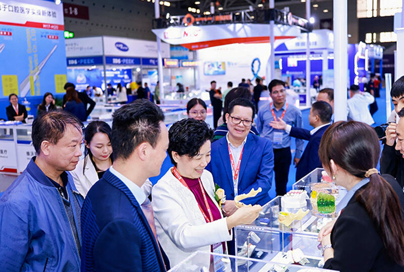 Globaliter Conveniens, Internationalis Influentialis Demonstrans