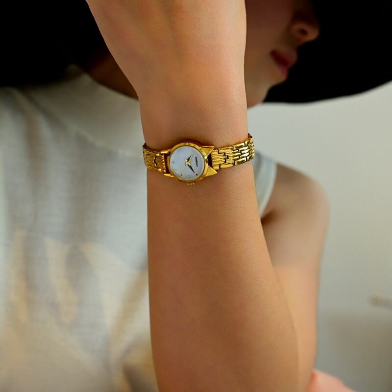 Unmatched Quality and Aesthetic Appeal in Dropship Custom Watches