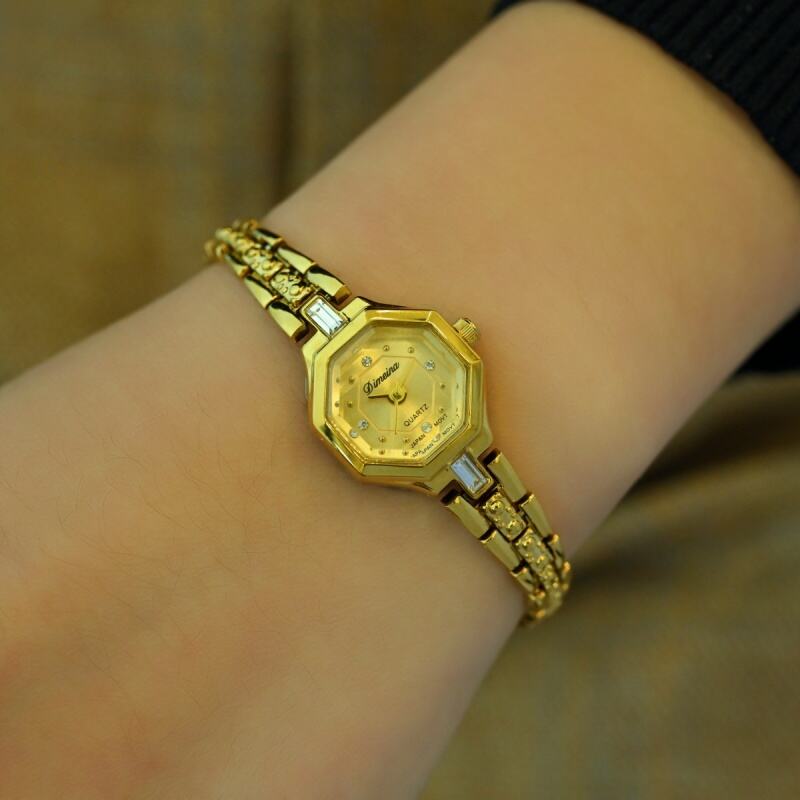 Unmatched Elegance and Functionality in Bangle Type Watches